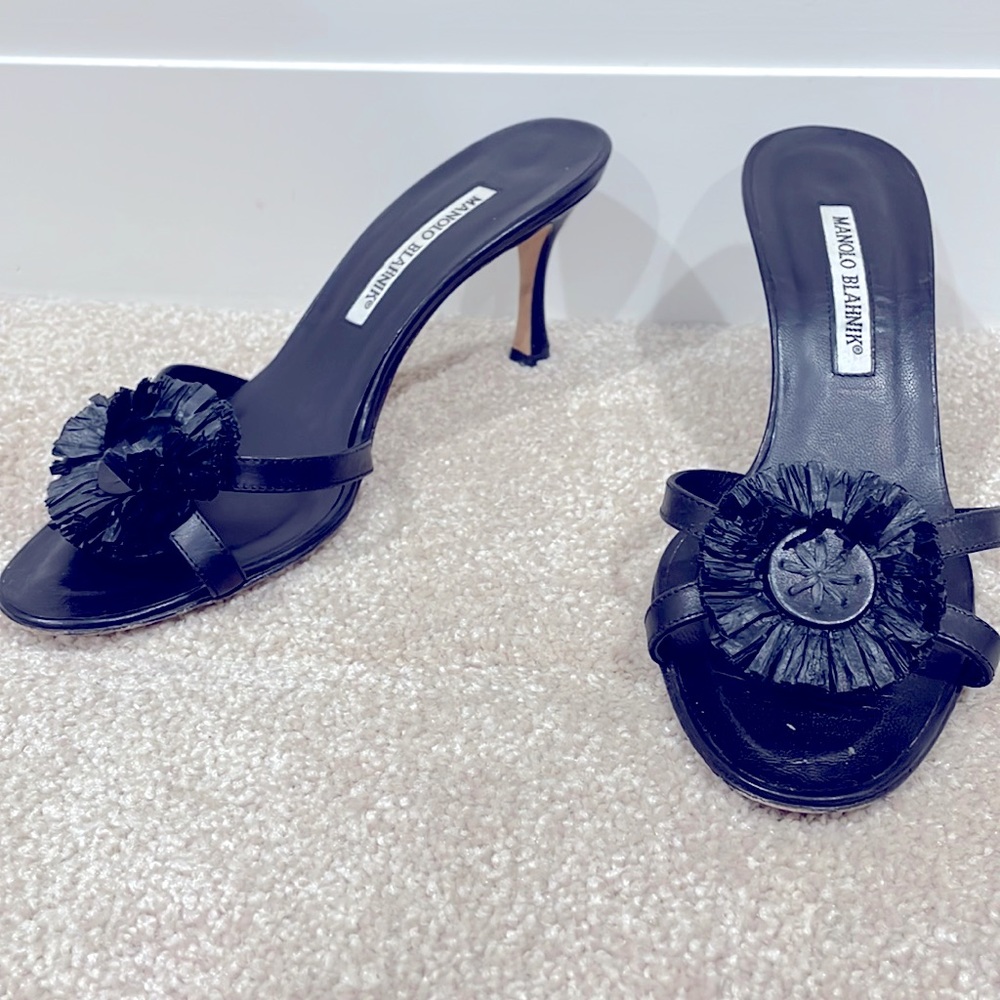 Manolo Blahnik Black Raffia Flower Slide Sandals